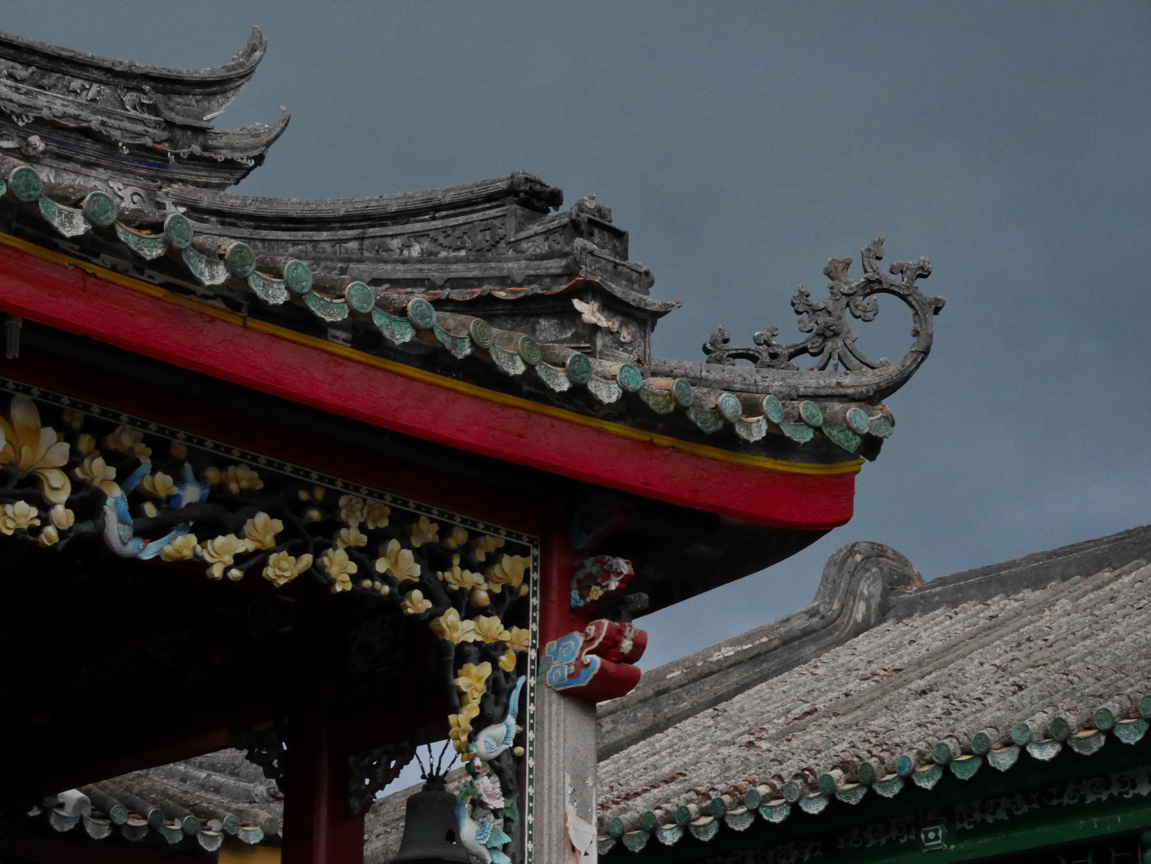 Vietnam Temple Roof